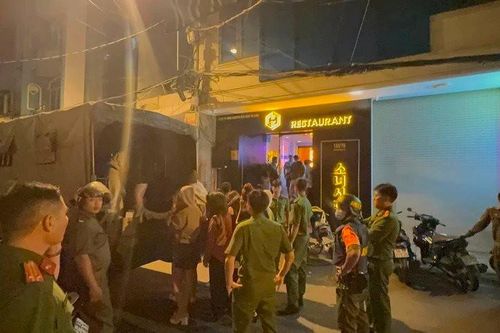 Xóa sổ điểm ăn chơi có hơn 120 tiếp viên nữ, chuyên phục vụ người nước ngoài