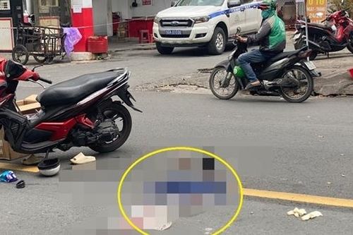 Truy tìm xe ô tô gây tai nạn khiến 2 người thương vong rồi bỏ trốn