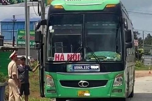 Đắk Nông: Kiểm tra xe khách chở 45 người, phát hiện tài xế dương tính ma túy