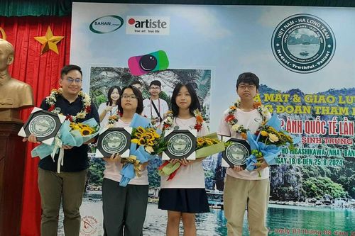Ba học sinh Việt Nam tham dự Festival nhiếp ảnh quốc tế tại Nhật Bản