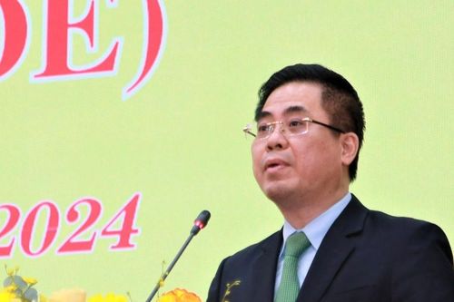 Phê chuẩn kết quả bầu Chủ tịch UBND tỉnh Quảng Ngãi