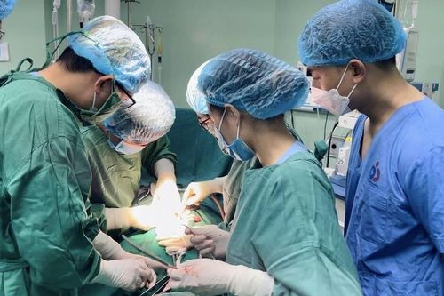 Thai phụ mắc cùng lúc hai bệnh lý sản khoa nguy hiểm