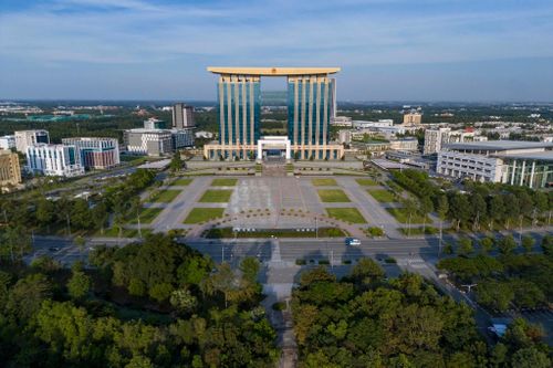 Bình Dương sẽ là thành phố trực thuộc trung ương, GRDP tăng 10%/năm