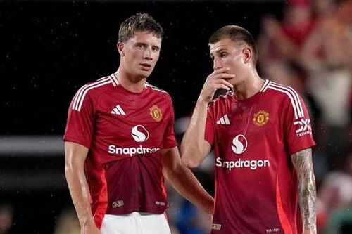 MU thua thảm Liverpool, Ten Hag 'bẽ mặt' trước Arne Slot