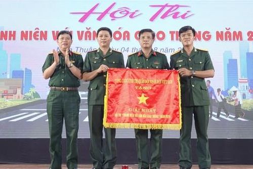 Tuổi trẻ Quân đội và tỉnh Ninh Thuận thi tài tuyên truyền văn hóa giao thông