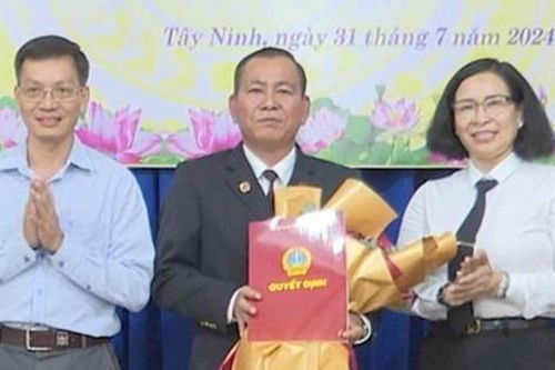 Công bố quyết định về nhân sự của Chánh án TAND tối cao