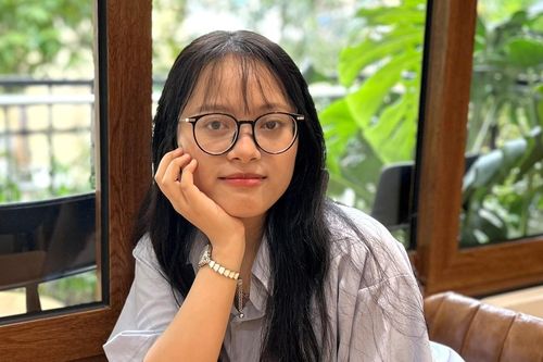 Trở thành thủ khoa trường Y sau khi bỏ một năm học ngành Luật