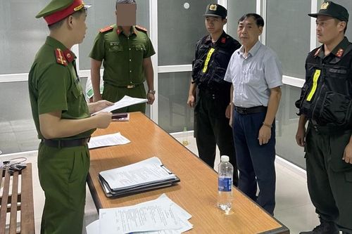 Giám đốc công ty xây dựng 75 tuổi lừa đảo chiếm đoạt hàng tỉ đồng
