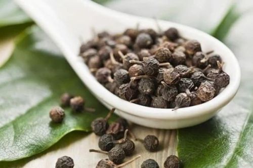 Giá nông sản hôm nay 4/8: Giá cà phê, giá tiêu đồng loạt tăng nhẹ, cao su tăng mạnh
