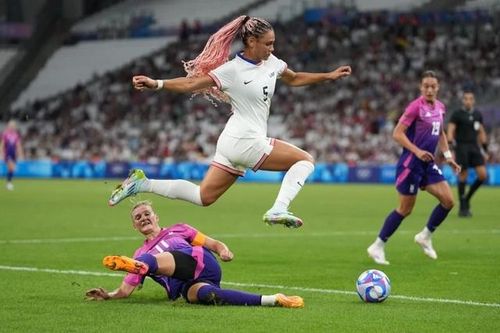 Kết quả bóng đá nữ Olympic: Xác định bốn đội vào bán kết