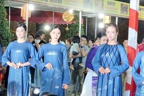Hơn 10 ngàn lượt người đến Không gian sáng tạo, trải nghiệm sản phẩm truyền thống Huế