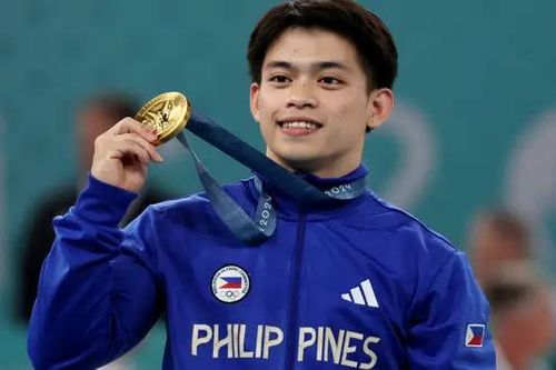 Carlos Yulo giành huy chương vàng đầu tiên cho đoàn Philippines
