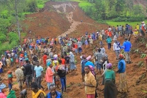 Mưa lũ, lở đất tàn phá nhiều nơi trên thế giới