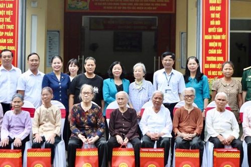 Chi trả trợ cấp ưu đãi người có công gần 1.500 tỷ đồng