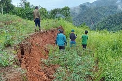 Điện Biên: Di dời 23 hộ dân khỏi khu vực nguy cơ cao sạt lở đất