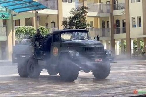 Hà Nội: Xã Nam Phương Tiến còn 495 hộ với 2.407 nhân khẩu bị cô lập bởi nước lũ