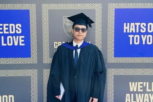 Bỏ lương nghìn đô, cựu sinh viên Aptech lấy 3 bằng thạc sĩ châu Âu chỉ trong 2 năm