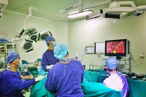 Bệnh viện Việt Đức (Hà Nội) làm rõ việc người bệnh phải mua thuốc bên ngoài