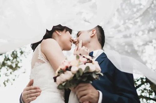 Lợi ích khi kết hôn muộn