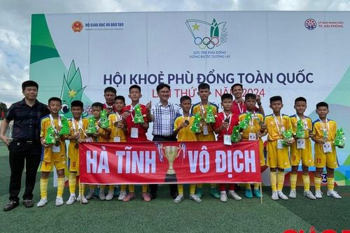 U11 Hà Tĩnh lần đầu tiên vô địch Giải bóng đá Hội khỏe Phù Đổng toàn quốc