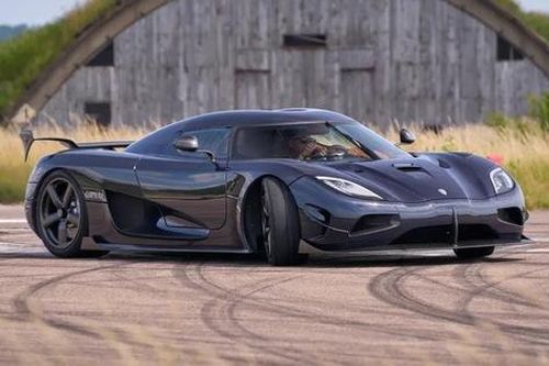 Cận cảnh siêu xe Koenigsegg độc nhất vô nhị