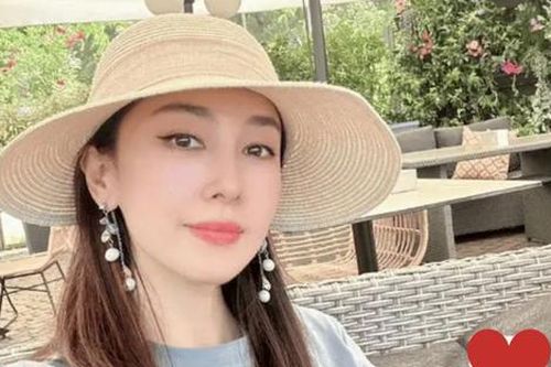 Nữ diễn viên đình đám muốn ly hôn 50 lần trong một ngày