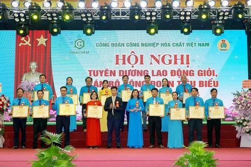 Làm lợi hàng trăm nghìn tỷ đồng nhờ sáng kiến sáng tạo