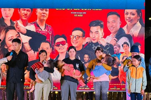 Đêm nhạc 'Cho đi là còn mãi': Kết nối yêu thương