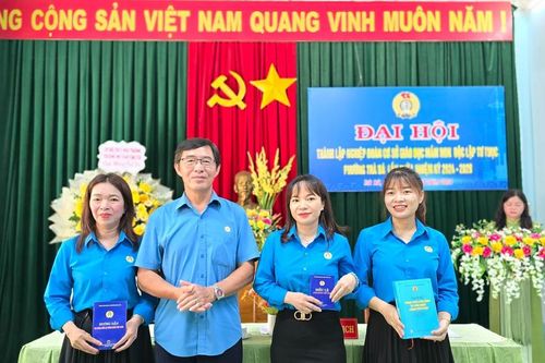 Đại hội thành lập Nghiệp đoàn cơ sở giáo dục Mầm non độc lập tư thục ở Pleiku