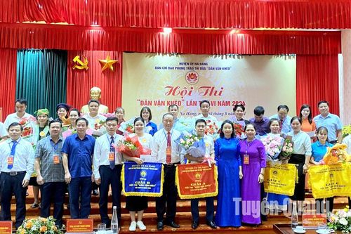 Na Hang trao giải Hội thi Dân vận khéo