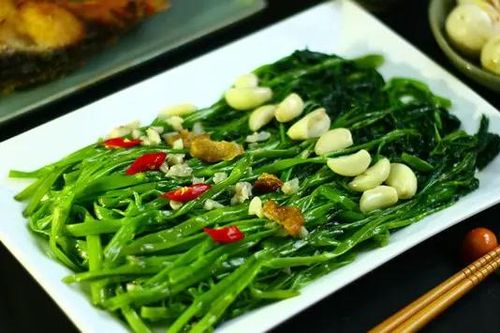Rau muống xào tỏi vào top 100 món xào ngon nhất thế giới
