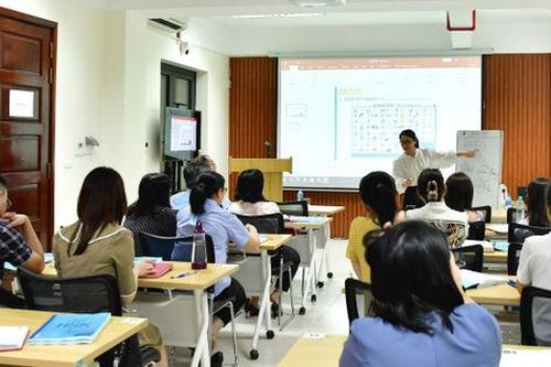 Đào tạo tiếng Anh, Trung Quốc cho chuyên viên, kiểm toán viên nhà nước
