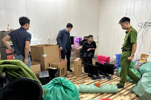 Phá chuyên án lừa đảo hàng chục ngàn người mua tiền giả qua MXH