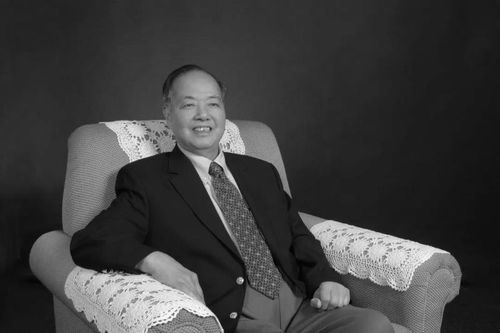 Người Trung Quốc đầu tiên đoạt giải Nobel qua đời