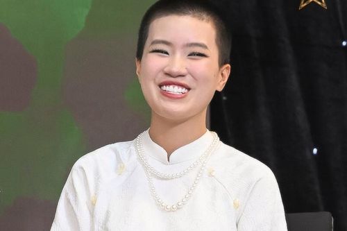 Thấy gì từ việc rapper Pháo cạo đầu?