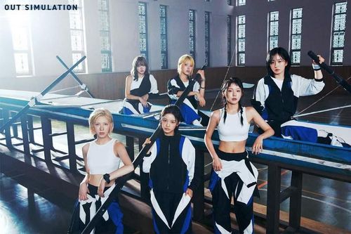 Lisa BlackPink, NMIXX, Mingyu bung ảnh sốc, khuấy động làng giải trí