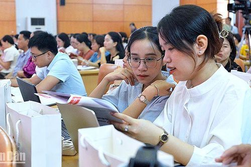 Thay đổi tư duy để nâng cao hiệu quả dạy và học ngoại ngữ