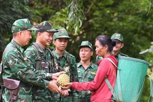 Tình quân dân như viên ngọc góp phần tỏa sáng hình ảnh Bộ đội Cụ Hồ