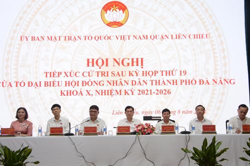 Tổ đại biểu Hội đồng nhân dân thành phố tiếp xúc với cử tri quận Liên Chiểu