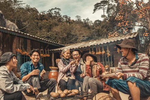 Lật mặt 7 trụ rạp lâu nhất tại Việt Nam