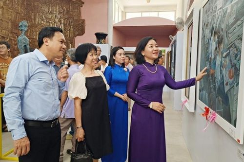 205 tác phẩm tham dự triển lãm mỹ thuật Đông Nam Bộ 2024