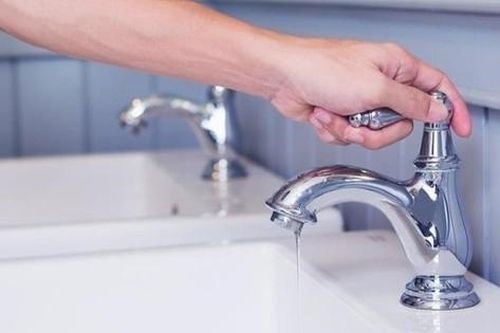 Nhiều nơi tại TPHCM bị cúp nước từ tối nay