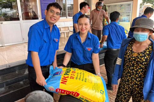 Tuổi trẻ PVFCCo sôi nổi triển khai nhiều hoạt động thiết thực trong 'Mùa hè xanh'