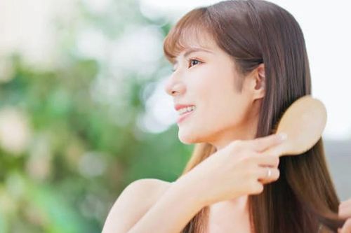 6 mẹo tuyệt vời để có mái tóc đẹp qua đêm mà bạn nên biết