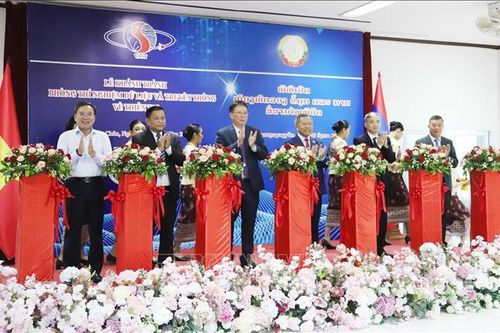Việt Nam giúp Lào xây dựng hệ thống dữ liệu và thông tin cảnh báo thiên tai