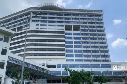 Cận cảnh bệnh viện 1.500 giường ở Bình Dương 10 năm chưa đi vào hoạt động