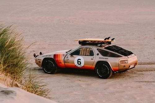 Xế cổ Porsche 928 được nâng cấp thành xe địa hình