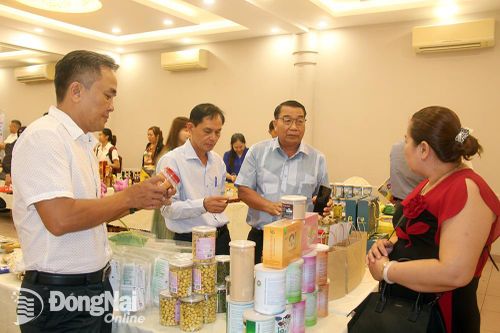 Hơn 70 doanh nghiệp của Đồng Nai, Sóc Trăng, Trà Vinh tham gia kết nối giao thương