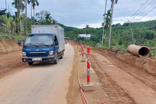 Quảng Nam: Địa phương chậm bàn giao mặt bằng, dự án liên kết vùng miền Trung chỉ đạt hơn 17% giá trị hợp đồng