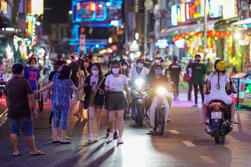 Khách bay muộn được miễn, giảm giá phòng